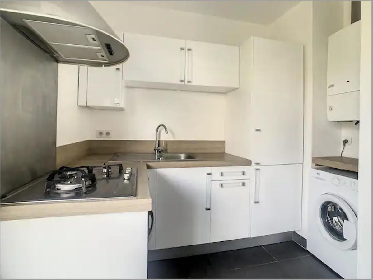 Appartement Superbe 2p Avec Place De Parking *